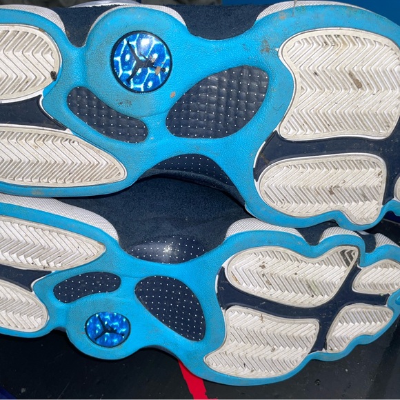 AIR JORDAN RETRO 13 ‘OBSIDIAN’ - Picture 5 of 7